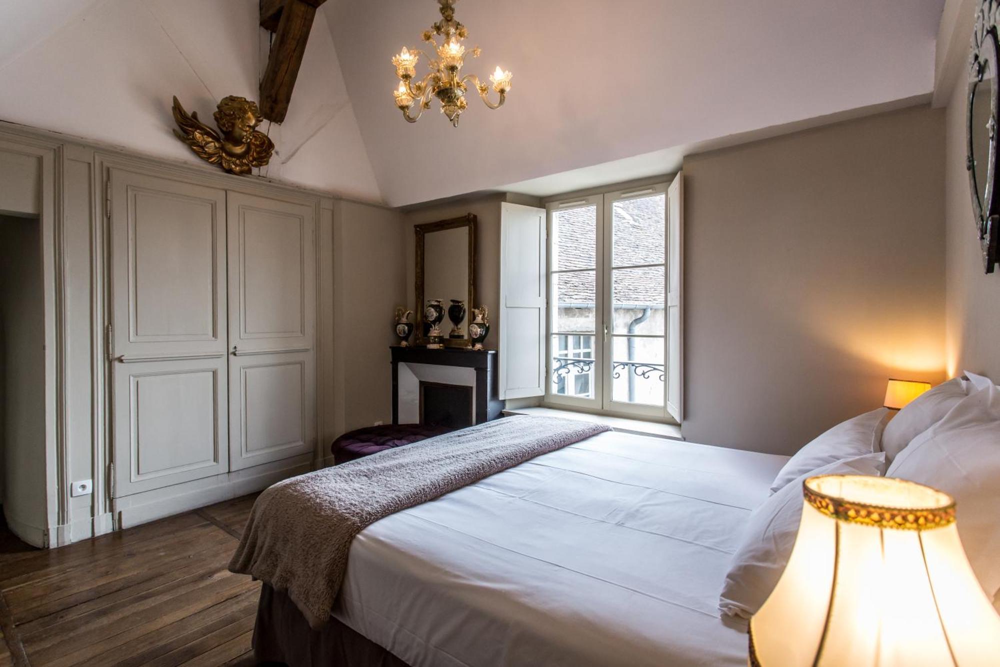 L'hotel De Panette, Entree Sainte Chapelle - Cathedrale Apartment *